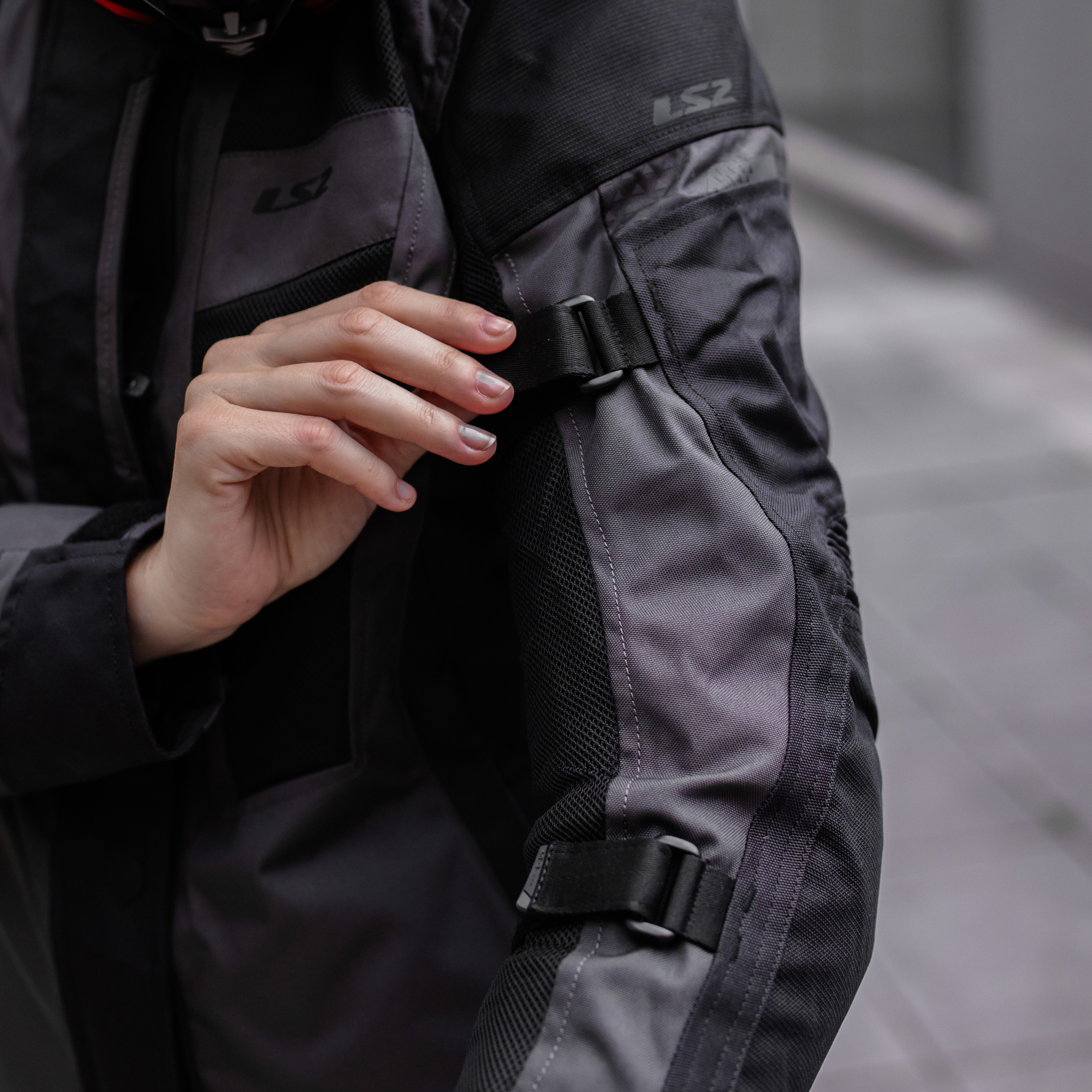 Campera LS2 Scout Mujer Negro / Gris